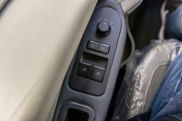 �й�����HOWO ͳ˧ 145���� 4.15�׵��������Ῠ(��ʿ��8��)ͼƬ