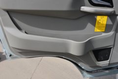 中国重汽HOWO 统帅 145马力 4.15米单排栏板轻卡(法士特8档)(ZZ1047G3215F145)