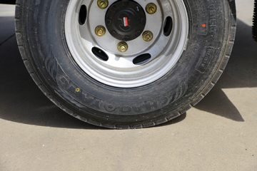 �й�����HOWO ͳ˧ 145���� 4.15�׵��������Ῠ(��ʿ��8��)ͼƬ