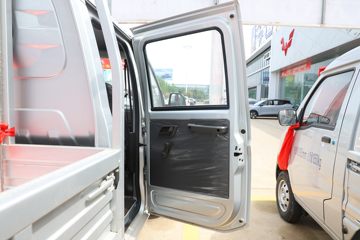 ���� �ٹ��¿� ������ 2L 136���� ���� 2.6��˫������΢��(��˫̥)(LZW1030SLGHUB)ͼƬ