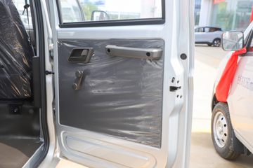 ���� �ٹ��¿� ������ 2L 136���� ���� 2.6��˫������΢��(��˫̥)(LZW1030SLGHUB)ͼƬ