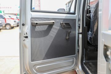 ���� �ٹ��¿� ������ 2L 136���� ���� 2.6��˫������΢��(��˫̥)(LZW1030SLGHUB)ͼƬ