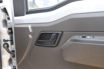 ���� �ٹ��¿� ������ 2L 136���� ���� 2.6��˫������΢��(��˫̥)(LZW1030SLGHUB)ͼƬ