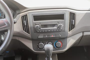 ���� �ٹ��¿� ������ 2L 136���� ���� 2.6��˫������΢��(��˫̥)(LZW1030SLGHUB)ͼƬ