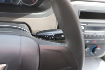 ���� �ٹ��¿� ������ 2L 136���� ���� 2.6��˫������΢��(��˫̥)(LZW1030SLGHUB)ͼƬ