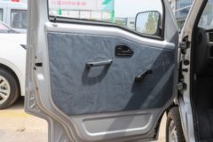 五菱之光 实用型 7座 102马力 1.5L面包车