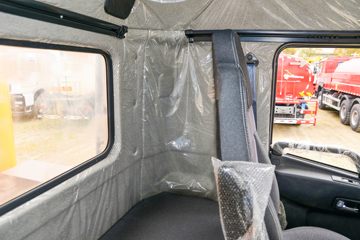 �������� �ܱ� 350���� 8X4 �������䳵(����������)(SGZ5311GWNCQ6)ͼƬ