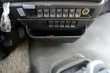 �������� �ܱ� 350���� 8X4 �������䳵(����������)(SGZ5311GWNCQ6)ͼƬ