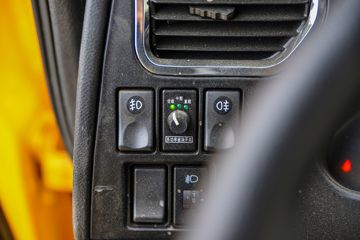 �������� �ܱ� 350���� 8X4 �������䳵(����������)(SGZ5311GWNCQ6)ͼƬ