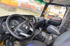 上汽红岩 杰豹 350马力 8X4 污泥运输车(华威驰乐牌)(SGZ5311GWNCQ6)