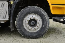 杰豹&nbsp;吸污/吸粪车底盘图片