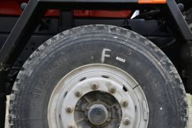 杰豹&nbsp;吸污/吸粪车底盘图片