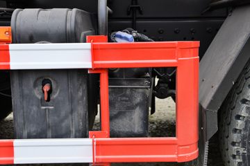 �������� �ܱ� 350���� 8X4 �������䳵(����������)(SGZ5311GWNCQ6)ͼƬ