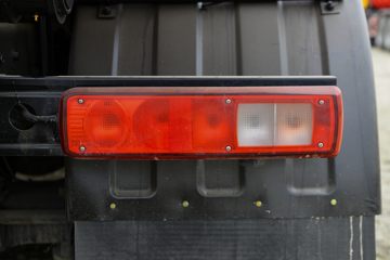 �������� �ܱ� 350���� 8X4 �������䳵(����������)(SGZ5311GWNCQ6)ͼƬ