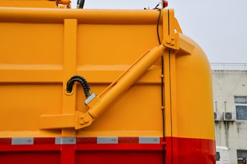 �������� �ܱ� 350���� 8X4 �������䳵(����������)(SGZ5311GWNCQ6)ͼƬ