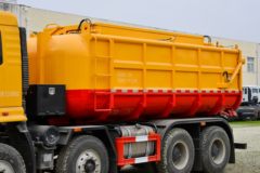 上汽红岩 杰豹 350马力 8X4 污泥运输车(华威驰乐牌)(SGZ5311GWNCQ6)