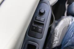 中国重汽HOWO 统帅 145马力 4.15米单排仓栅式轻卡(法士特8档)(ZZ5047CCYF3215F145)