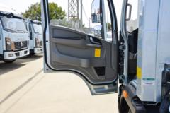 中国重汽HOWO 统帅 145马力 4.15米单排仓栅式轻卡(法士特8档)(ZZ5047CCYF3215F145)