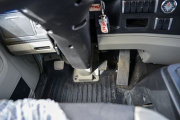 �й�����HOWO ͳ˧ 170���� 4.15�׵�����ʽ�Ῠ(��ʿ��8��)ͼƬ