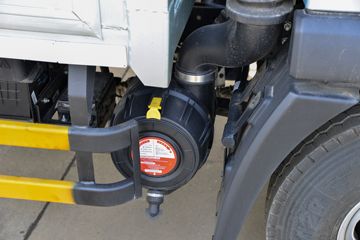 �й�����HOWO ͳ˧ 170���� 4.15�׵�����ʽ�Ῠ(��ʿ��8��)ͼƬ