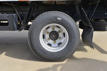 �й�����HOWO ͳ˧ 170���� 4.15�׵�����ʽ�Ῠ(��ʿ��8��)ͼƬ