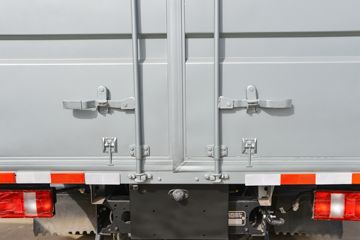 �й�����HOWO ͳ˧ 170���� 4.15�׵�����ʽ�Ῠ(��ʿ��8��)ͼƬ