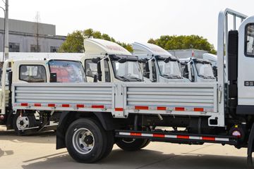 �й�����HOWO ͳ˧ 170���� 3.85���Ű������ῨͼƬ