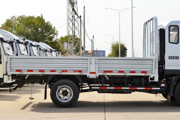 �й�����HOWO ͳ˧ 170���� 3.85���Ű������ῨͼƬ