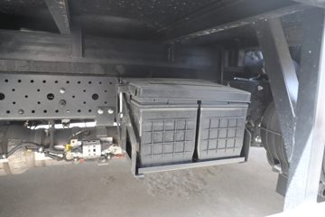 ���� ����V6 130���� 4.15�׵�����ʽ�ῨͼƬ