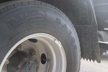 ���� ����V6 130���� 4.15�׵�����ʽ�ῨͼƬ