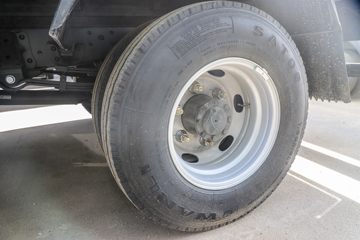 ���� ����V6 130���� 4.15�׵�����ʽ�ῨͼƬ