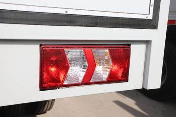 ���� ����V6 130���� 4.15�׵�����ʽ�ῨͼƬ