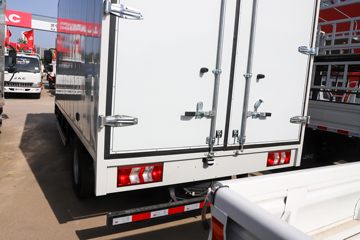 ���� ����V6 130���� 4.15�׵�����ʽ�ῨͼƬ