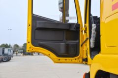 上汽红岩 杰狮C6e 460马力 8X4 清洗吸污车(华威驰乐牌)(SGZ5310GQWCQ6) 上汽红岩 杰狮C6e 460马力 8X4 清洗吸污车(华威驰乐牌)(SGZ5310GQWCQ6)