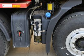 杰狮&nbsp;吸污/吸粪车底盘图片