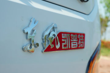  K5 2.0L 150  4.02׵Ῠ(EQ1037S26QE)ͼƬ