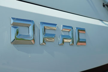  K5 2.0L 150  4.02׵Ῠ(EQ1037S26QE)ͼƬ