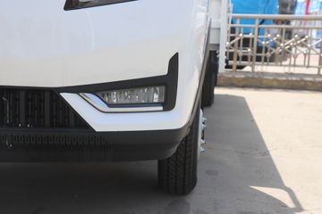 �������� ��R 1.6L 122���� ���� 3.85�׵�������΢��(YTQ1031PHQ331)ͼƬ