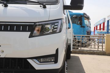 �������� ��R 1.6L 122���� ���� 3.85�׵�������΢��(YTQ1031PHQ331)ͼƬ