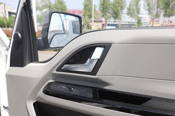 �������� ��R 1.6L 122���� ���� 3.85�׵�������΢��(YTQ1031PHQ331)ͼƬ