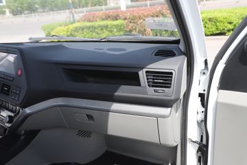 �������� ��R 1.6L 122���� ���� 3.85�׵�������΢��(YTQ1031PHQ331)ͼƬ