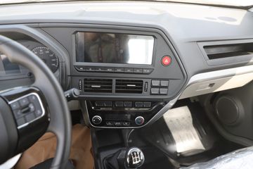 �������� ��R 1.6L 122���� ���� 3.85�׵�������΢��(YTQ1031PHQ331)ͼƬ