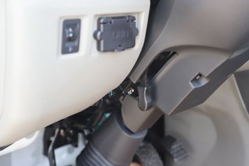 �������� ��R 1.6L 122���� ���� 3.85�׵�������΢��(YTQ1031PHQ331)ͼƬ