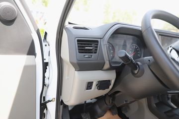 �������� ��R 1.6L 122���� ���� 3.85�׵�������΢��(YTQ1031PHQ331)ͼƬ