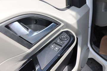 �������� ��R 1.6L 122���� ���� 3.85�׵�������΢��(YTQ1031PHQ331)ͼƬ