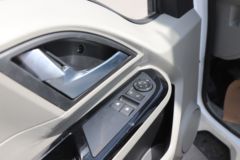 蓝擎汽车 凌R 1.6L 122马力 汽油 3.85米单排栏板微卡(YTQ1031PHQ331)