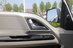 蓝擎汽车 凌R 1.6L 122马力 汽油 3.85米单排栏板微卡(YTQ1031PHQ331)