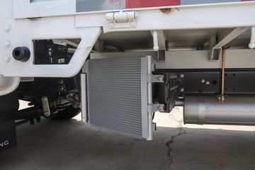 �������� ��R 1.6L 122���� ���� 3.85�׵�������΢��(YTQ1031PHQ331)ͼƬ