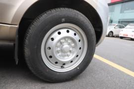 五菱荣光EV&nbsp;电动封闭厢货底盘图片