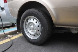 五菱荣光EV&nbsp;电动封闭厢货底盘图片